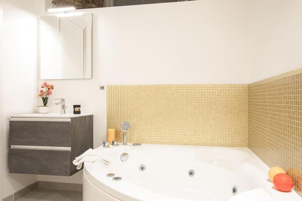 Memorable Jacuzzi Suite Navona - Top Collection Rome Luaran gambar